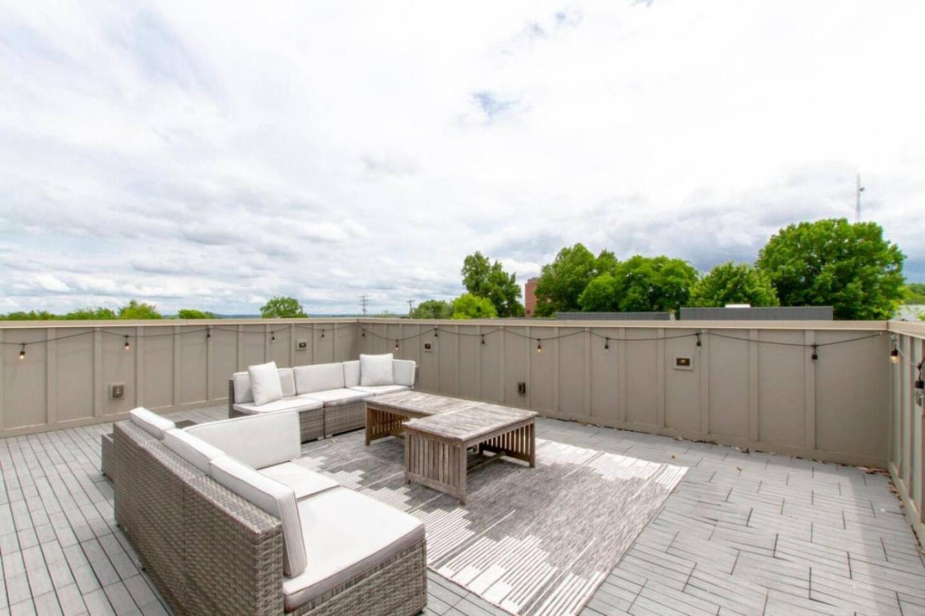 Howdy House New And Trendy With Rooftop Deck Нэшвилл Экстерьер фото