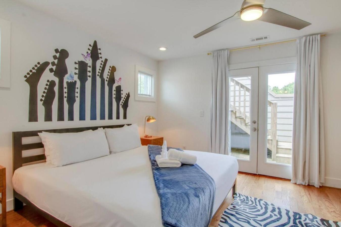Howdy House New And Trendy With Rooftop Deck Нэшвилл Экстерьер фото
